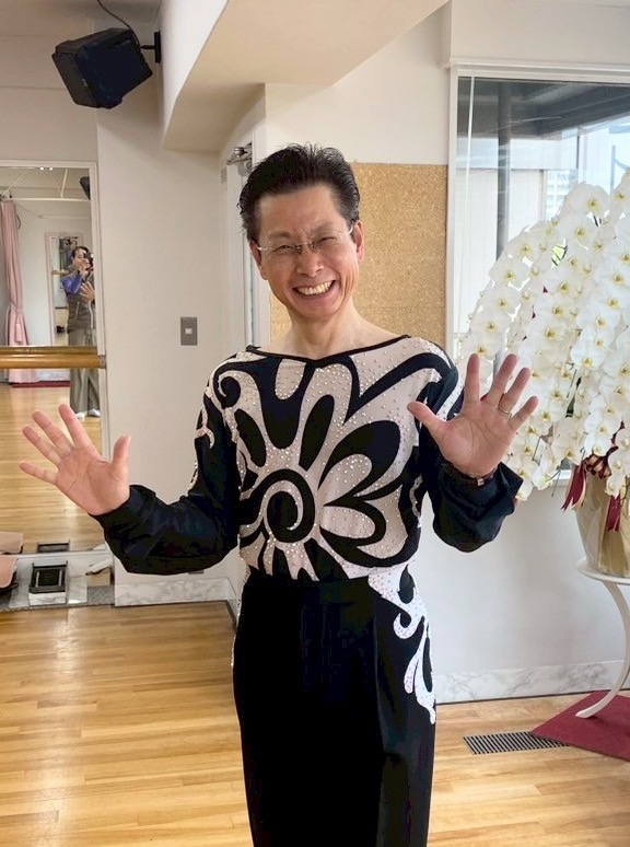 ダンス教師鈴木健一